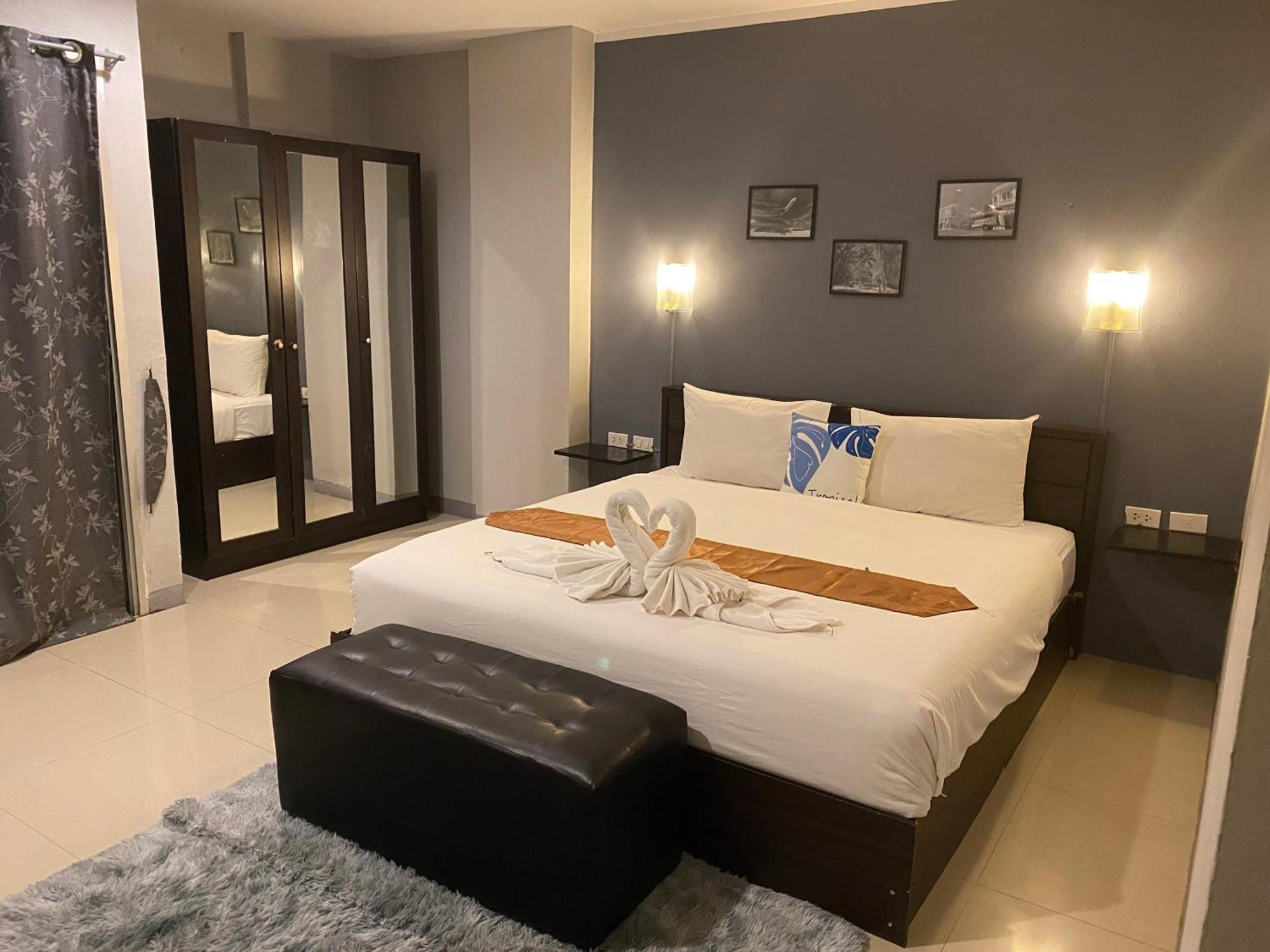 Holiday Home Patong Ngoại thất bức ảnh