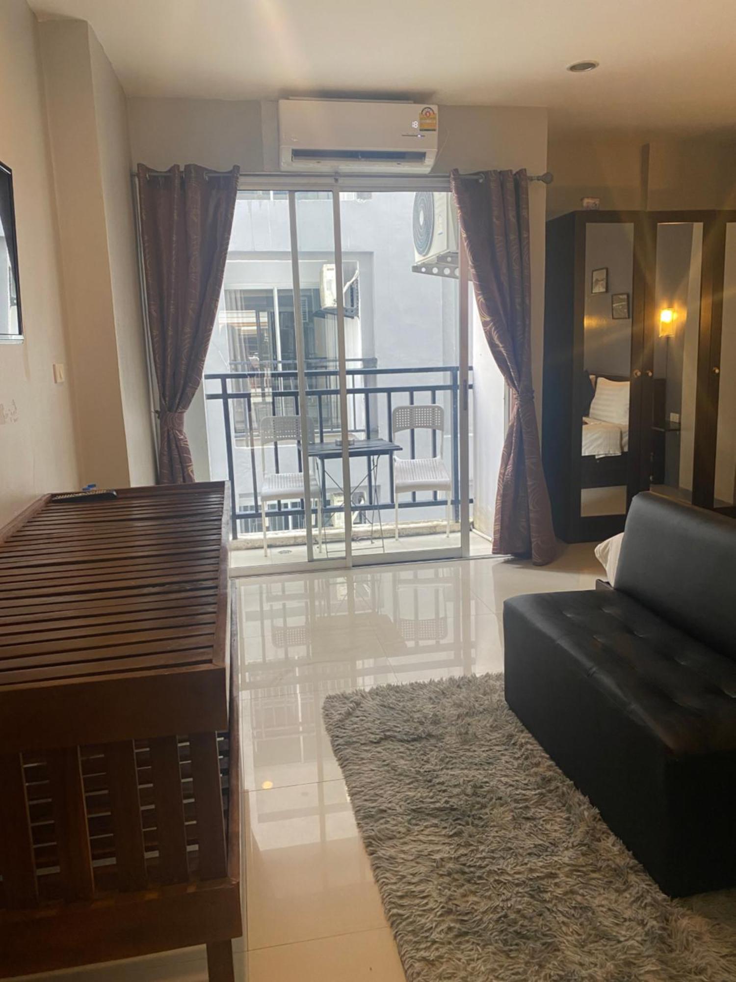 Holiday Home Patong Ngoại thất bức ảnh