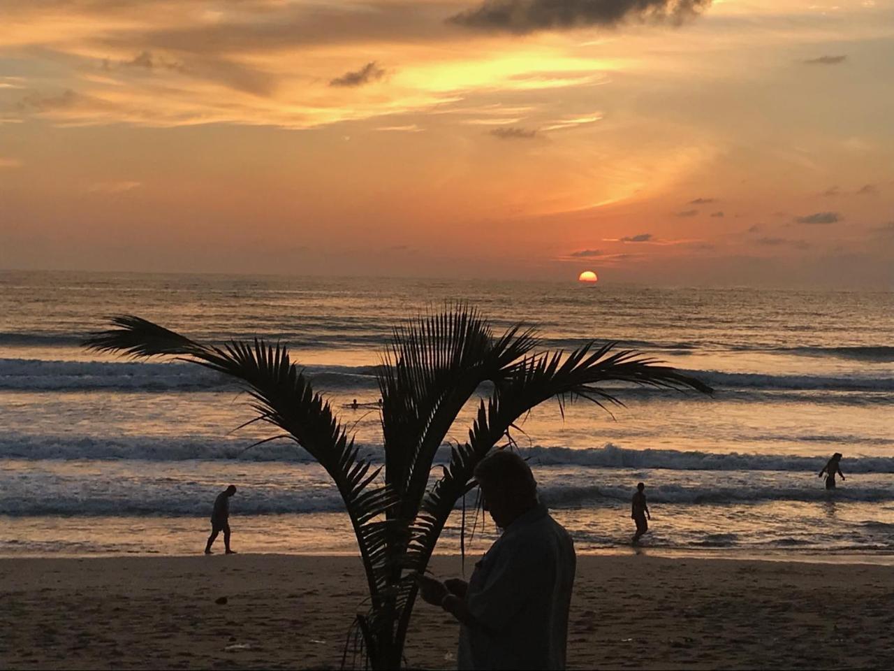 Holiday Home Patong Ngoại thất bức ảnh