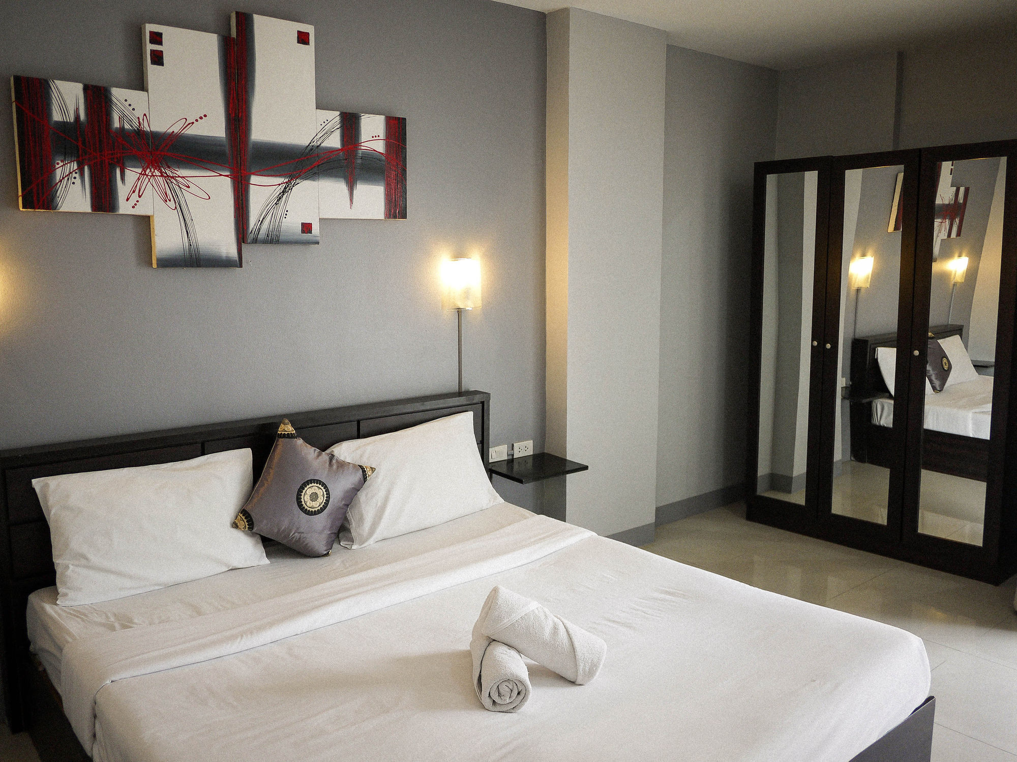 Holiday Home Patong Ngoại thất bức ảnh