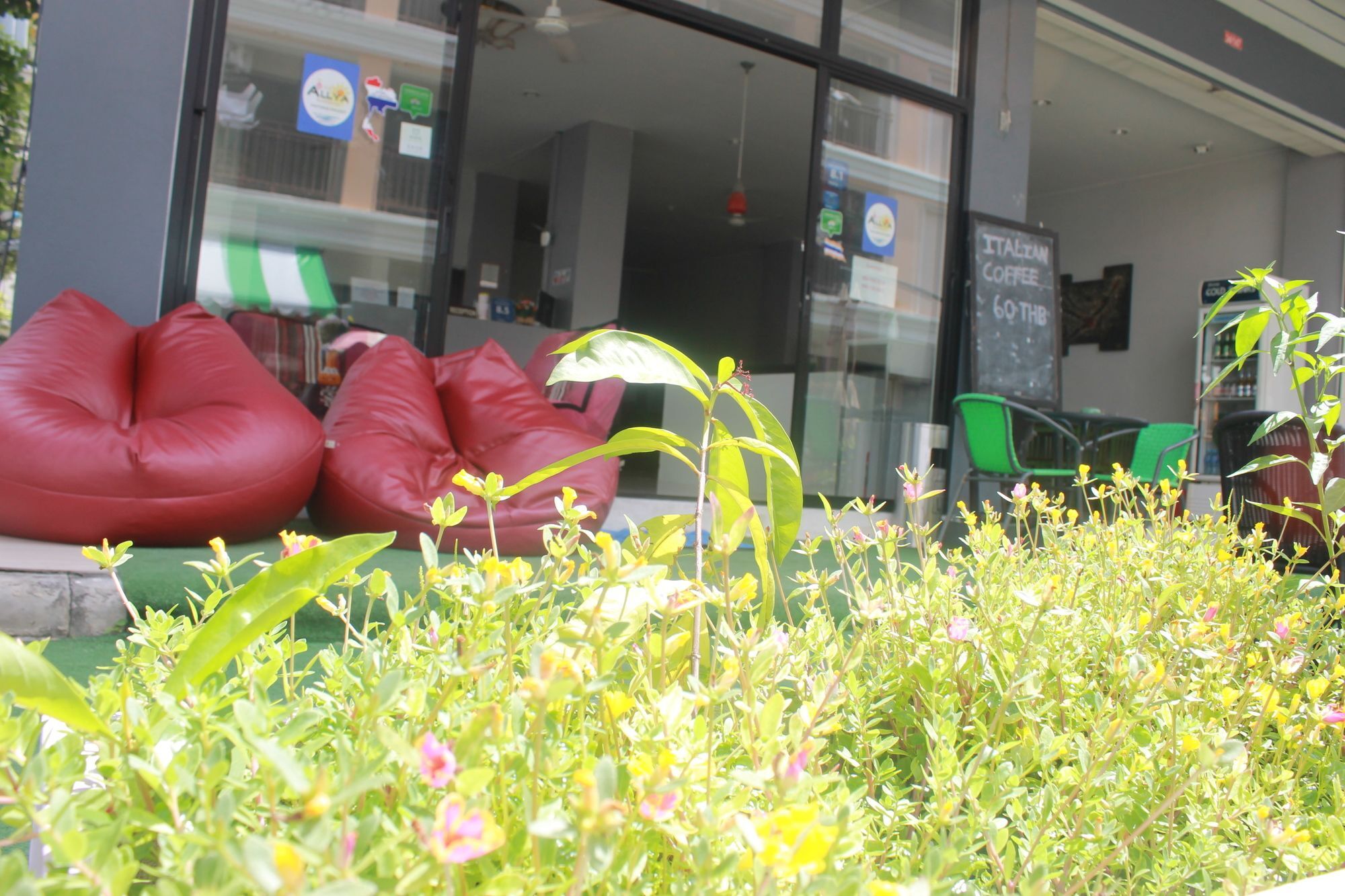 Holiday Home Patong Ngoại thất bức ảnh